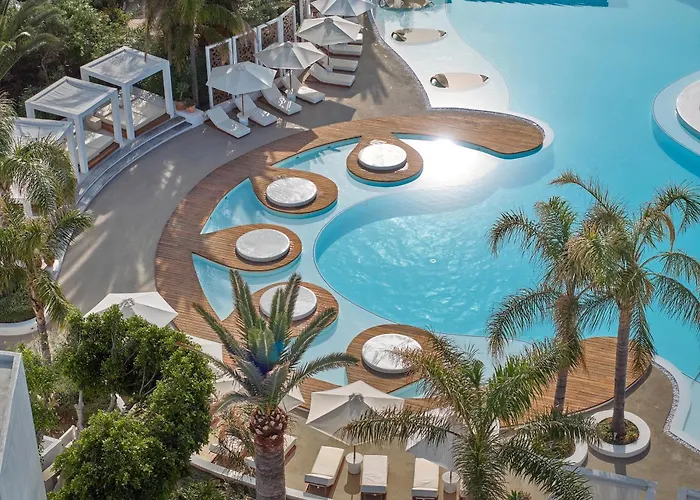 Caramel Grecotel Boutique Resort